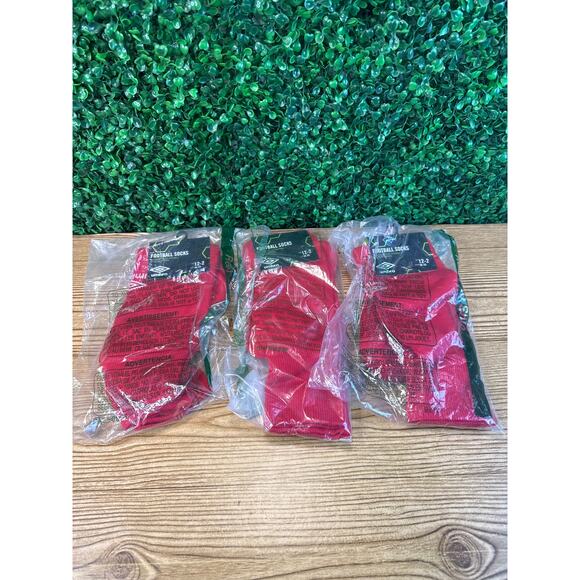New Bundle  3 Red  Umbro Football Socks  Umbro Soccer Youth Club Socks Size 2.5 - Picture 1 of 8